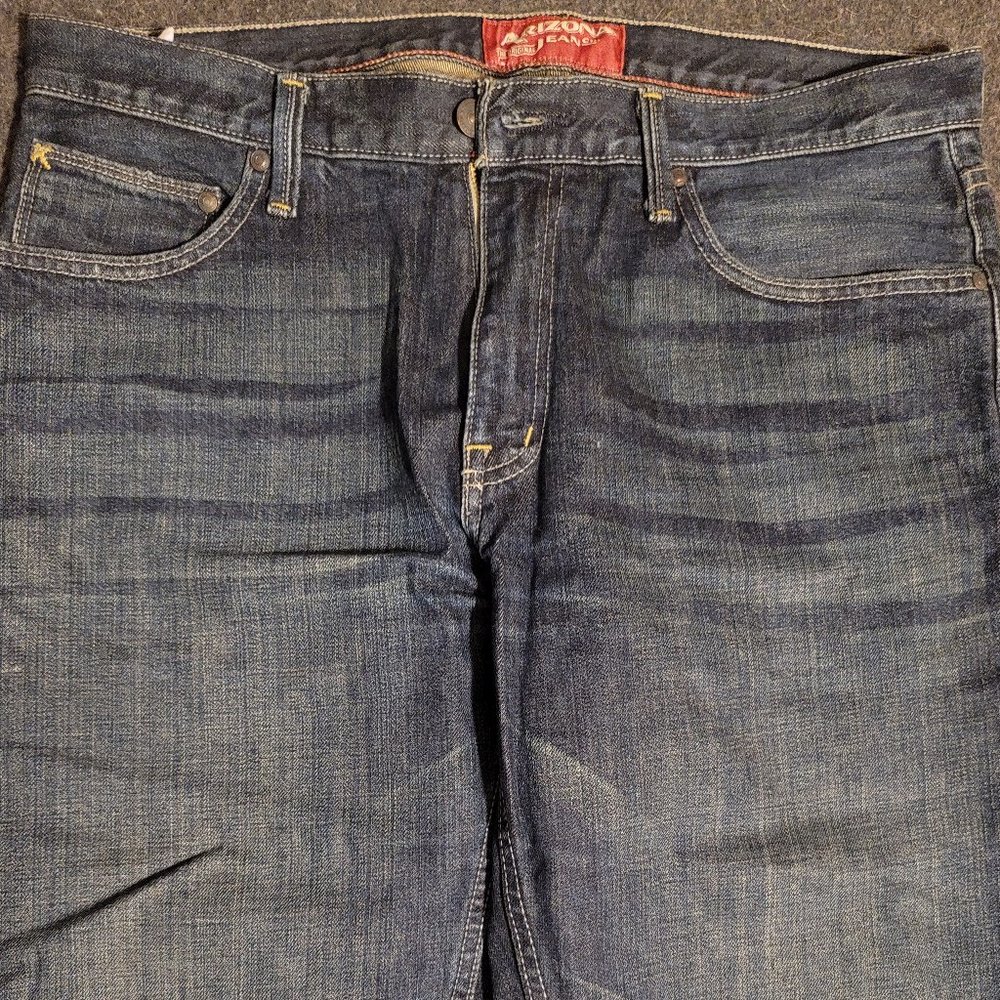 Arizona Relaxed Fit, Straight Leg Jeans 34 x 29